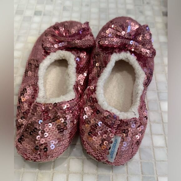Lot of Three Girls/Women’s House Shoes Slippers (Pink Sequin, Rabbit, Pig) - Picture 7 of 12